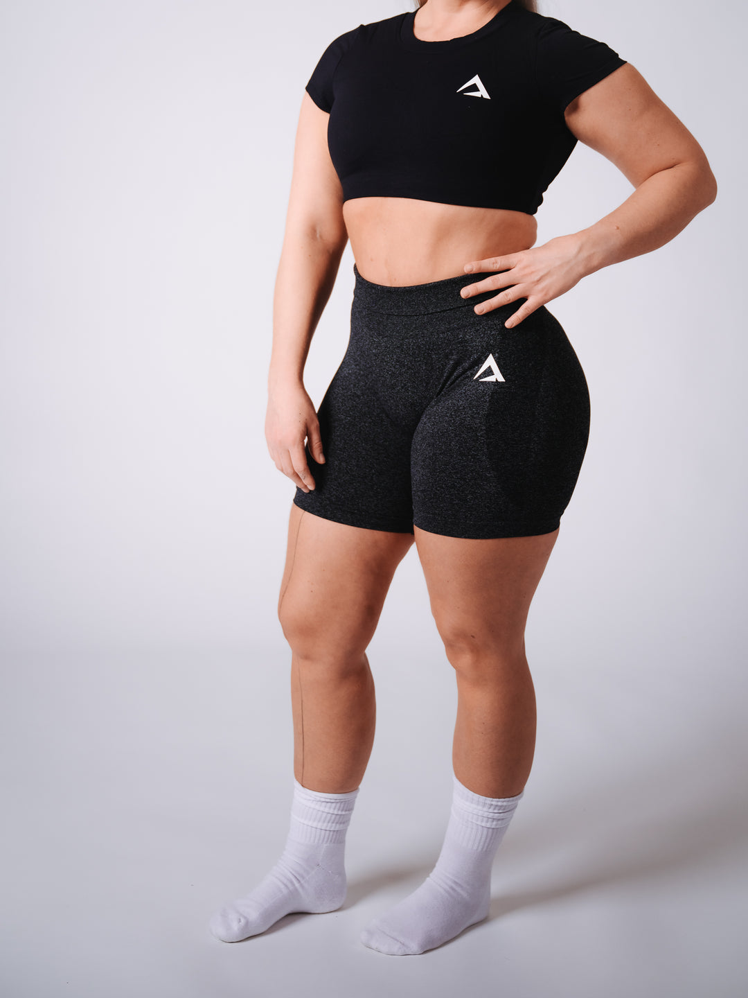 OpenBack Crop Tee - Black