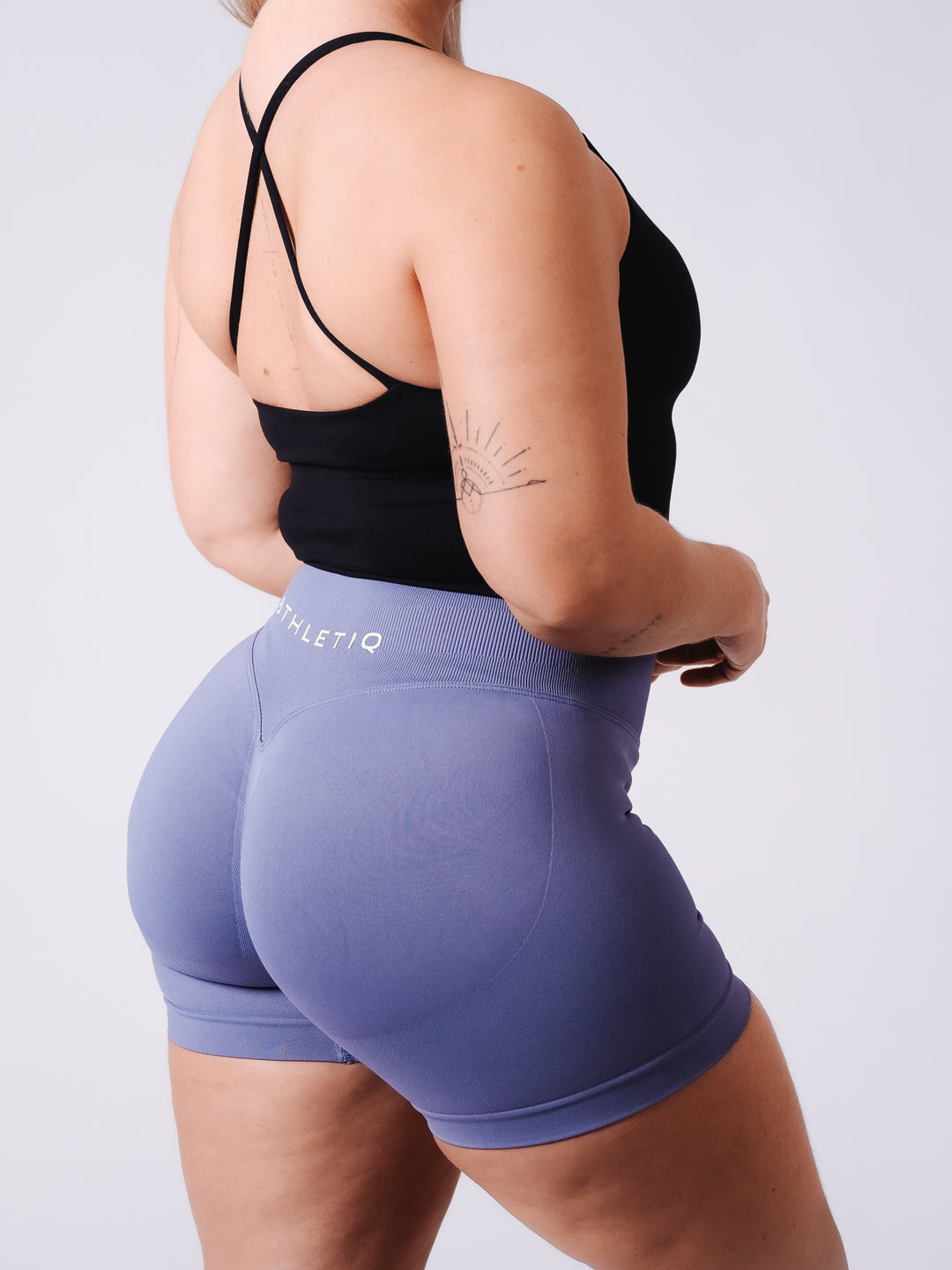 CrossForm Crop - Black