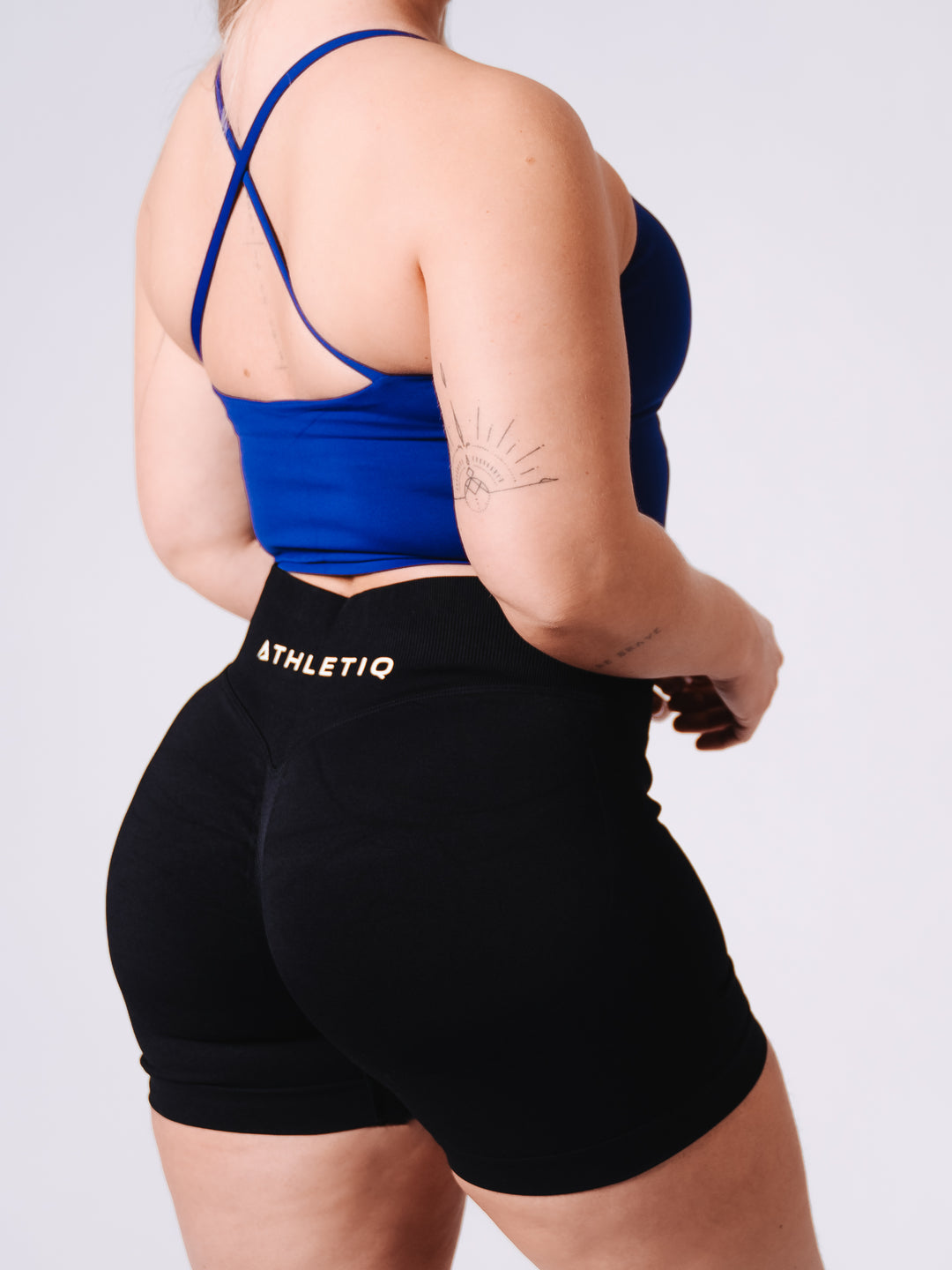 CrossForm Crop - Navy Blue
