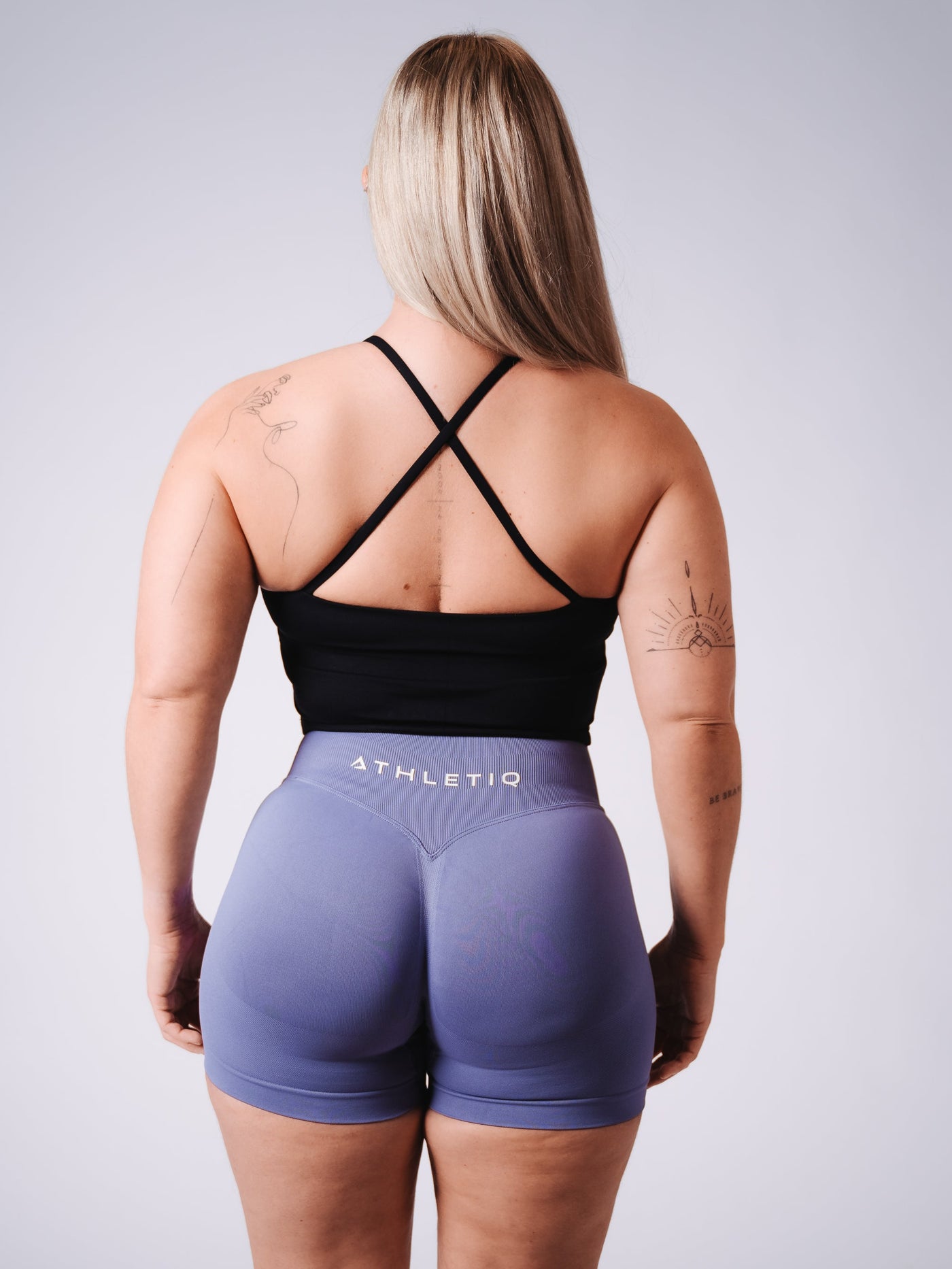CrossForm Crop - Black
